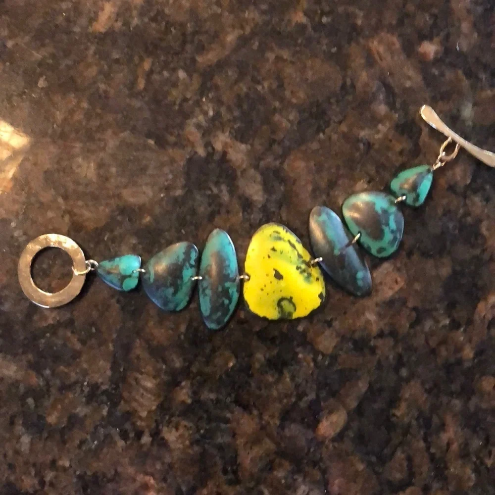 Green Metal Clasp Bracelet